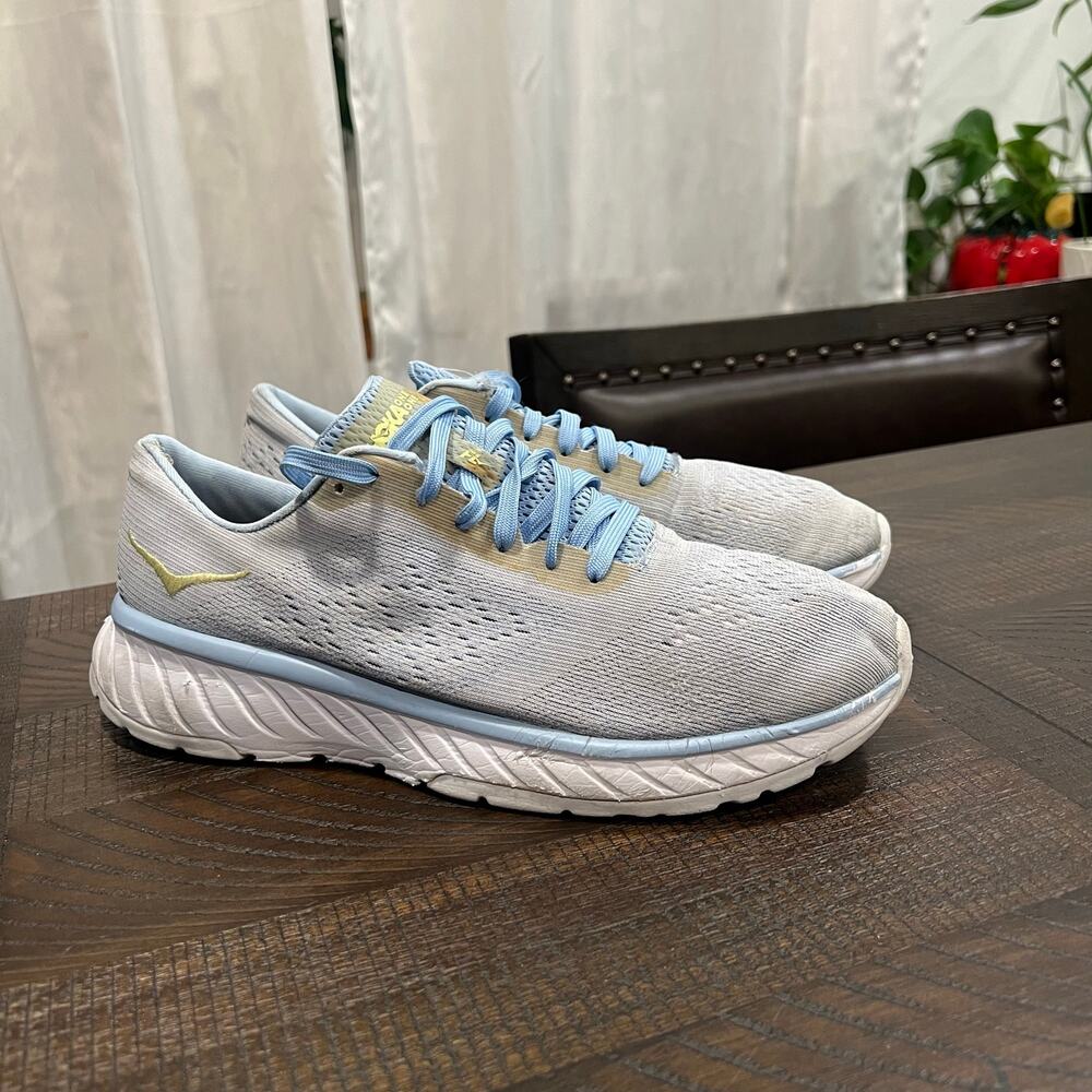 Hoka cavu 2 light blue running shoes 8 women